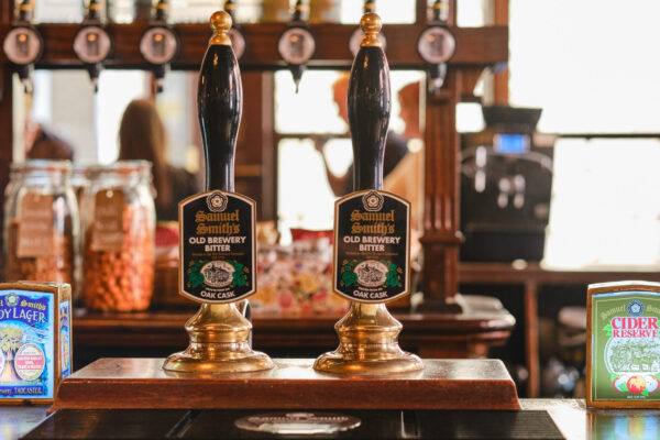 230923 Sam Smiths London
The Windsor Castle

Credit: Ben Broomfield
Credit Social: @photobenphoto
Copyright: Ben Broomfield Photography
07734 852620
photo@benbroomfield.com
www.benbroomfield.com